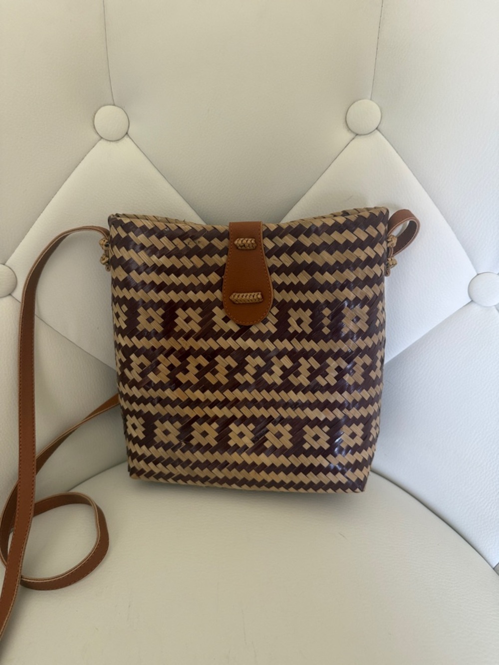 Belk Woven Straw Braided Crossbody Bag in Brown Beige Pattern - Picture 7 of 11